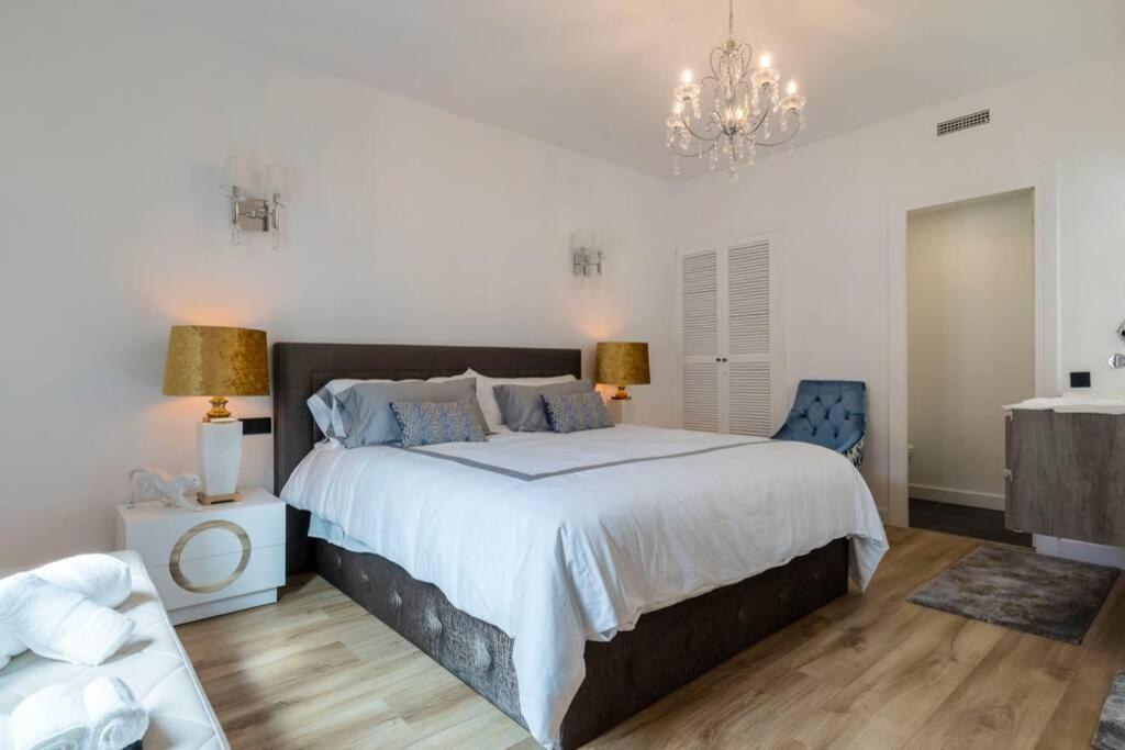 Puerto Banus Second Line, Luxury Apartement Marbella Exterior photo