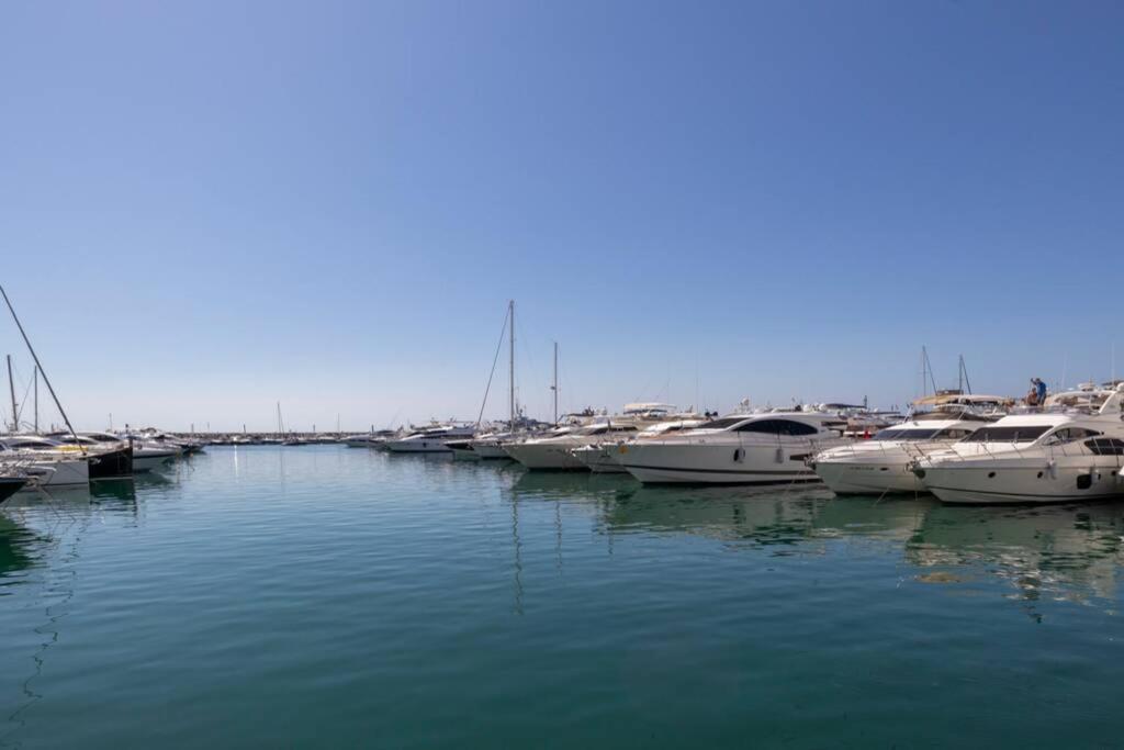 Puerto Banus Second Line, Luxury Apartement Marbella Exterior photo